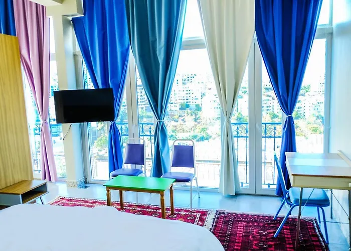 Damask Rose, Lebanese Guest House
